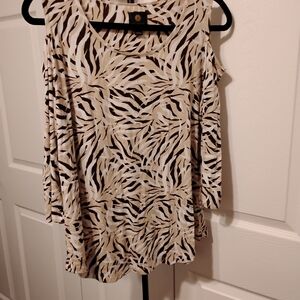 JM Collection Cream Cold Shoulder Top Size LP